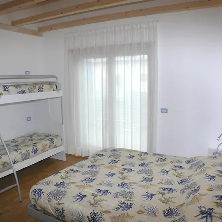 3-bedroom Flat In A Two-storey Townhouse-bibione Apartment