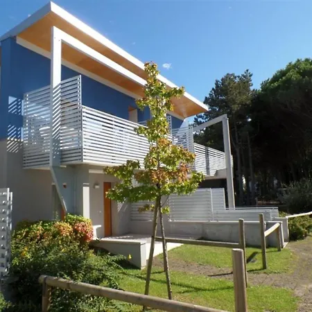 Apartment 3-bedroom Flat In A Two-storey Townhouse-bibione