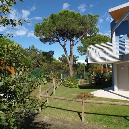 Apartment 3-bedroom Flat In A Two-storey Townhouse-bibione *
