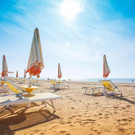 3-bedroom Flat In A Two-storey Townhouse-bibione * Bibione